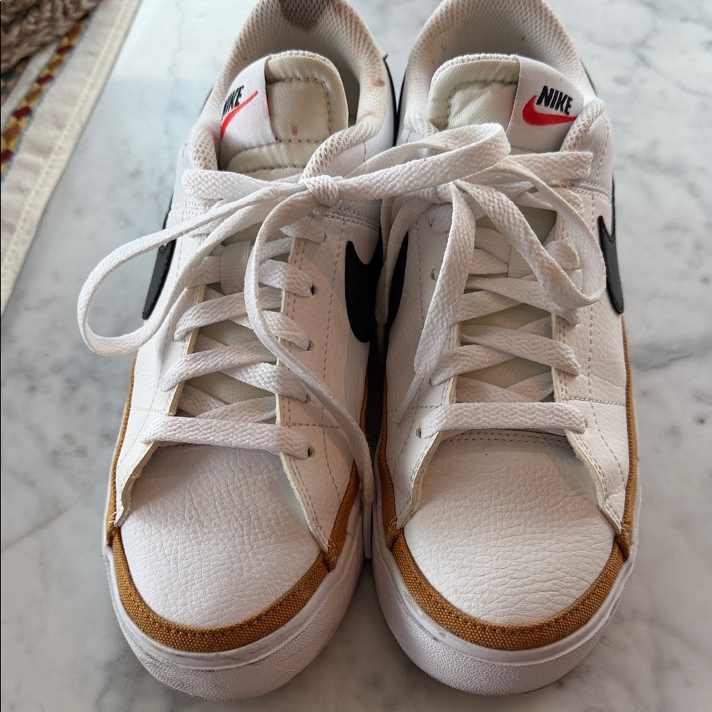 Nike Women's White and Tan Sneakers